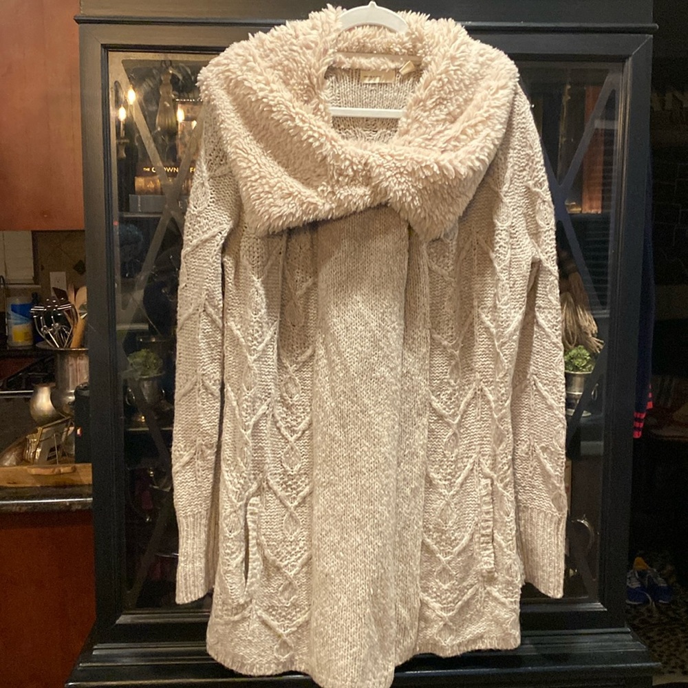 Anthropologie Sleeping on Snow Shawl sweater - XL EUC